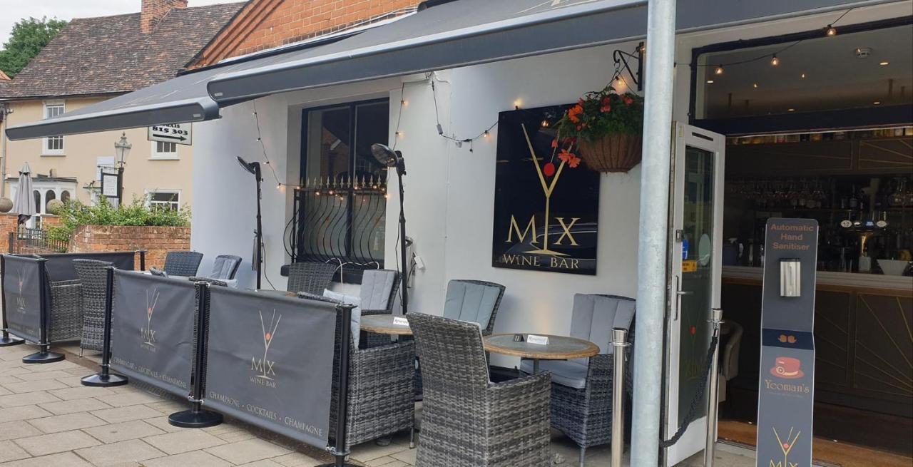 Modern Luxury 1 Bed Apartment With Parking Near Stansted Airport Станстед Маунтфитчет Экстерьер фото